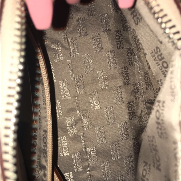 Michael Kors handbag - Picture 3 of 3